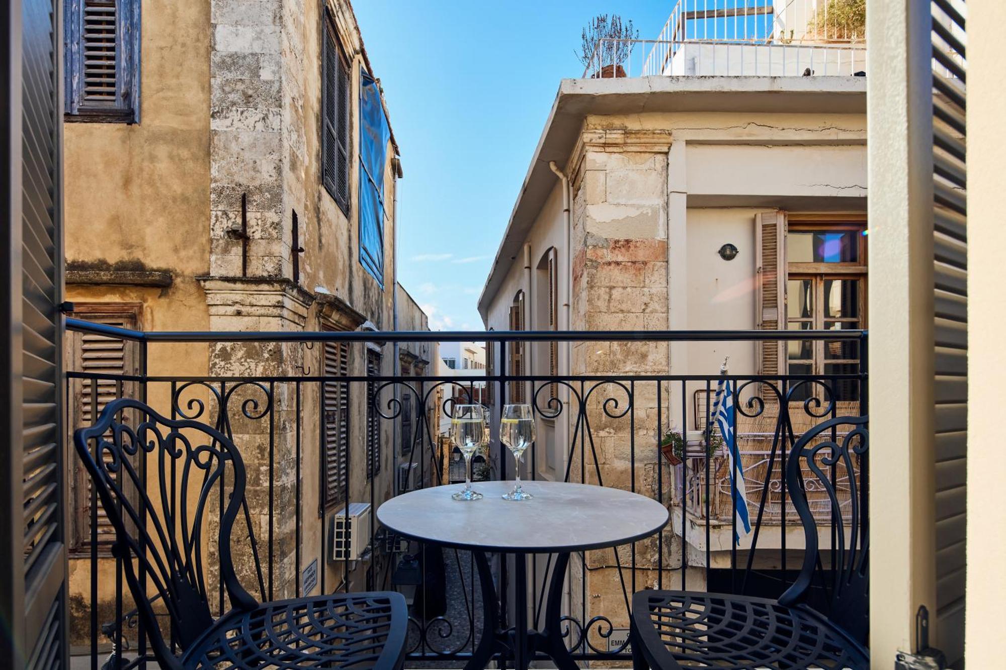 Grande Madonna Luxury Boutique Suites Rethymno  Exterior photo